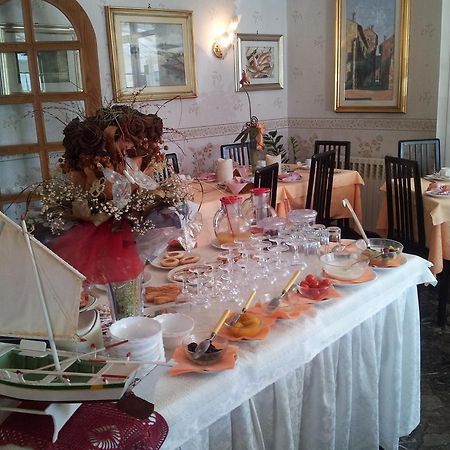 Hotel Meuble Al Ponte Grado Zewnętrze zdjęcie